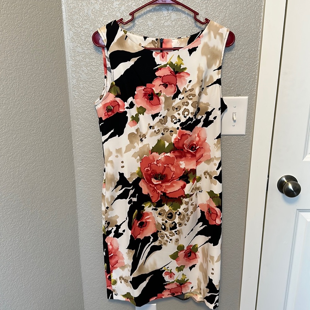 Connected Size 10 Floral Dress